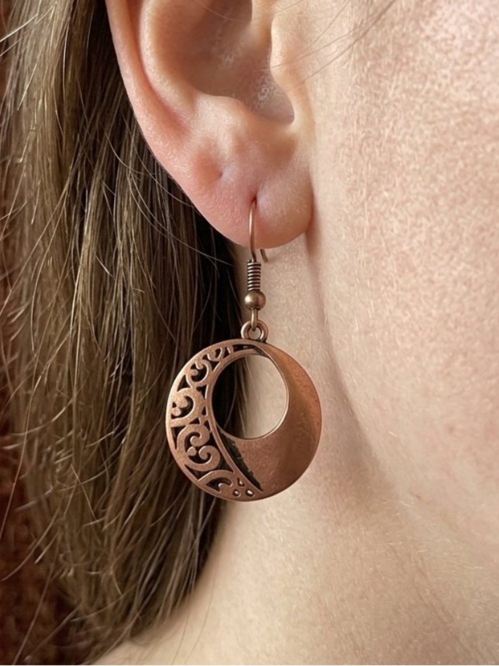 🌟3/$15: 🆕 Paparazzi:  Copper Crescent Filigree Drop Earrings